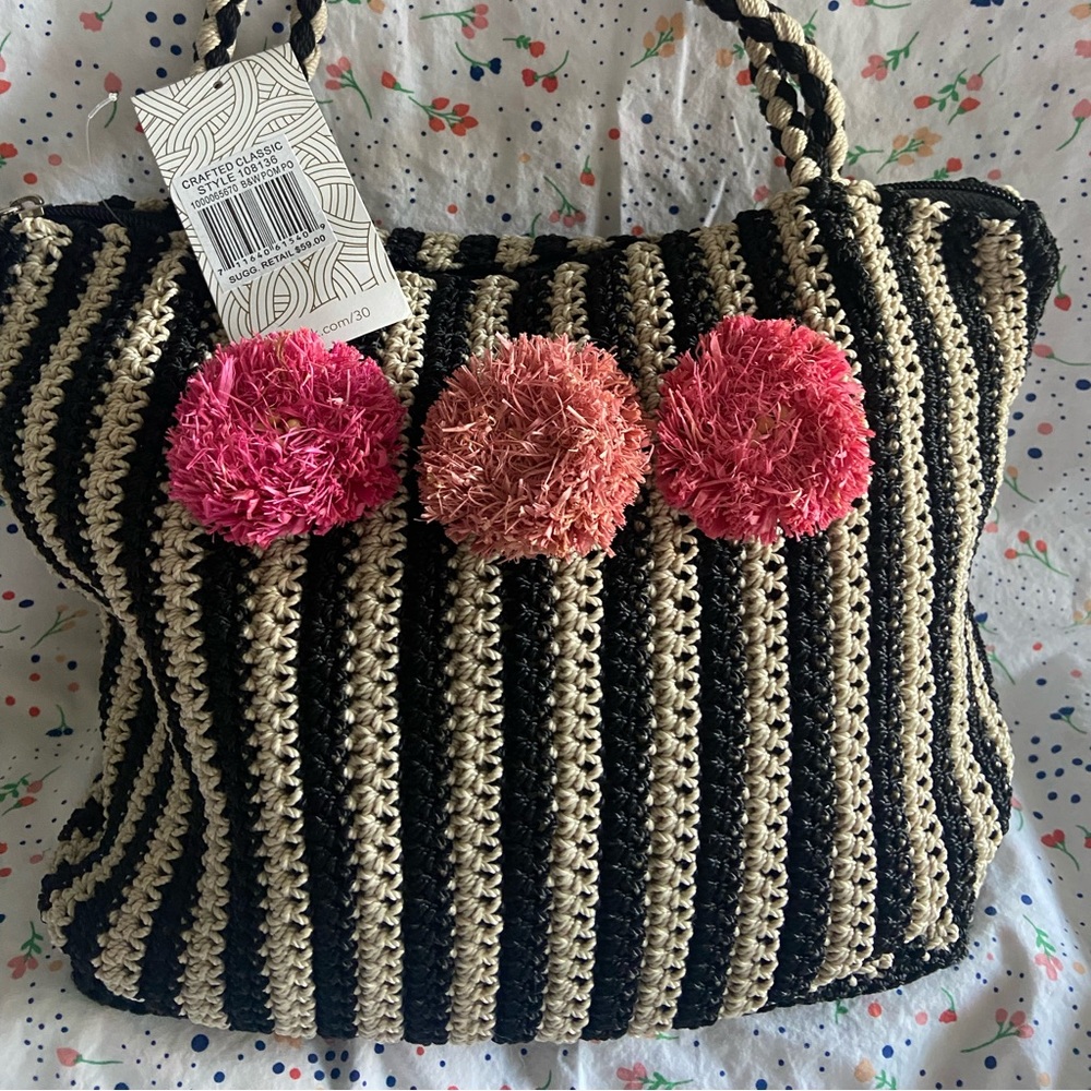 The Sak medium shoulder bag.